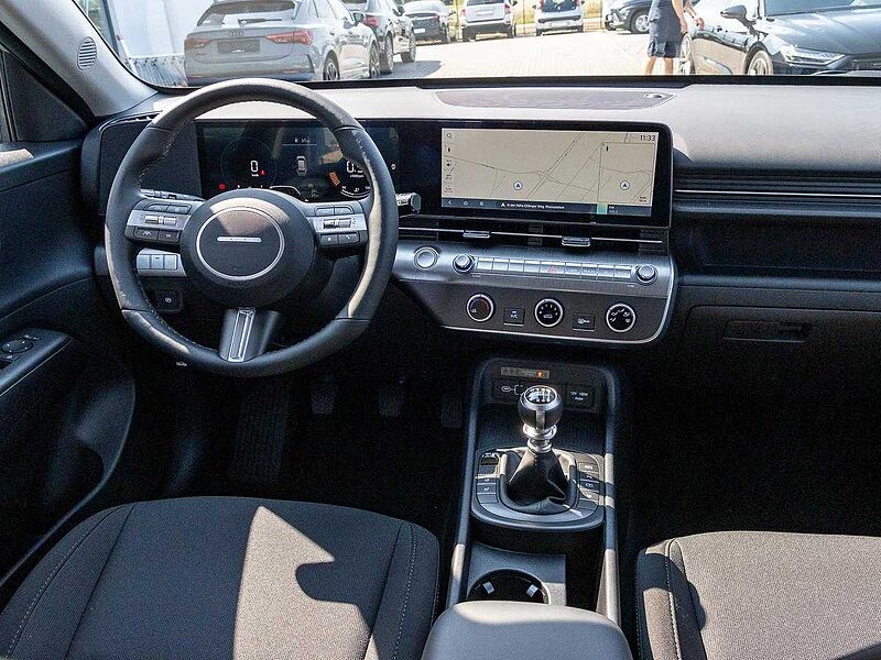 Hyundai KONA T-GDI Comfort 5Jahre+Navi+virtCP+Kamera+SHZ+PDC+LED+Klima+SmartKey+LMF