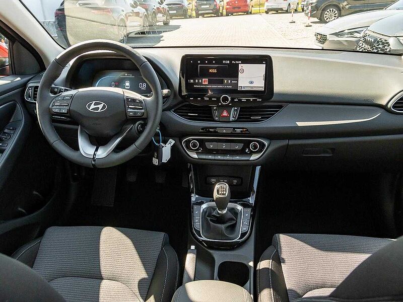 Hyundai i30 1.5 CVVT 5Jahre+Navi+virtCP+Kamera+SHZ+PDC+Privacy+LED+Klima+Temp+LMF+DAB