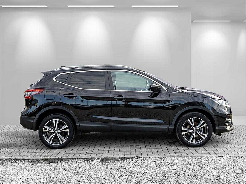 Nissan Qashqai DIG-T n-connecta Pano+Navi+360+SHZ+PDC+Privacy+Klimaaut+iKey+LMF+Temp+Nebel