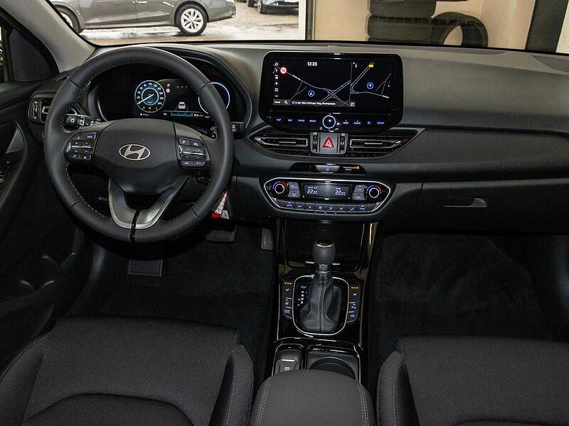 Hyundai i30 T-GDI 48V DCT virtCP+LED+Kamera+CarPlayNavi+SHZ+PDC+Privacy+Klimaaut+LMF+Temp