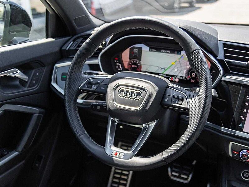 Audi Q3 TFSI S line Leder+AHK+20Z+360+eHeckkl+MMI+virtCP+ACC+LED+ParkAss+SHZ+Privacy