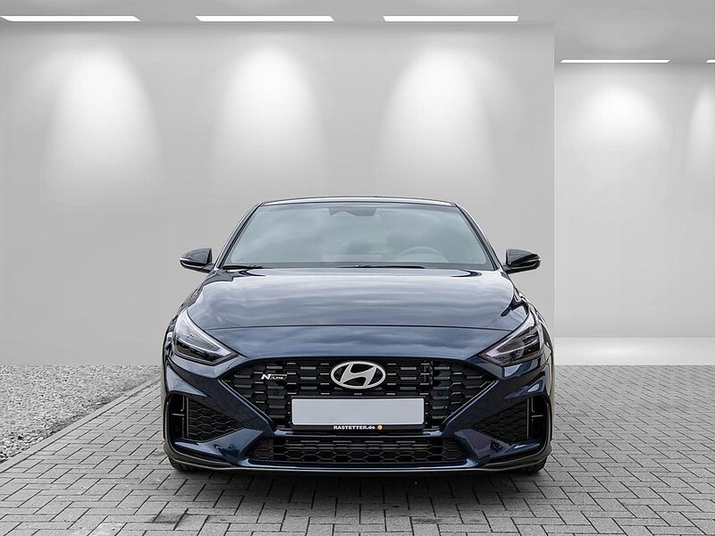 Hyundai i30 Fastback T-GDI 48V N Line Navi+virtCP+18Z+Kamera+SHZ+PDC+Privacy+LED+Klimaaut+Te