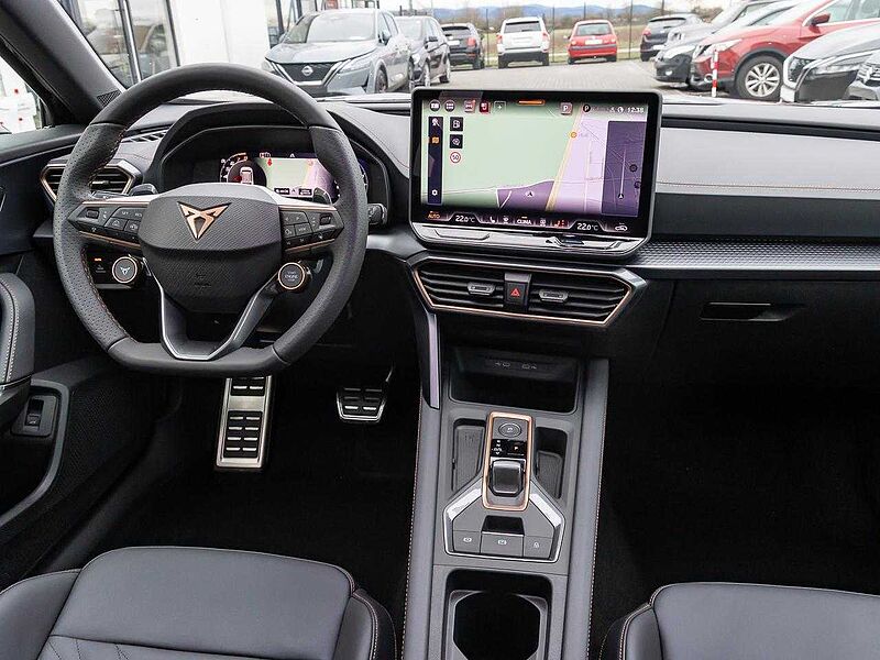 CUPRA Formentor VZ facelift+Leder+PanoSD+19Z+Sennheiser+AHK+Perf+Matrix+Navi+ACC