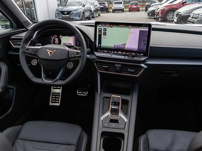 CUPRA Formentor VZ facelift+Leder+PanoSD+19Z+Sennheiser+AHK+Perf+Matrix+Navi+ACC