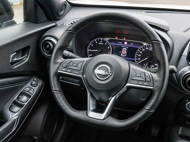 Nissan Juke DIG-T n-connecta Teilled+iKey+LED+CarPlayNavi+Kamera+Winter+Privacy+PDC+Klimaaut